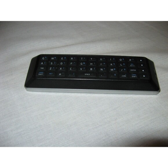 Vizio XRT500 Remote Control Dual Sided Qwerty Keyboard Backlight LED TESTED - Picture 2 of 2